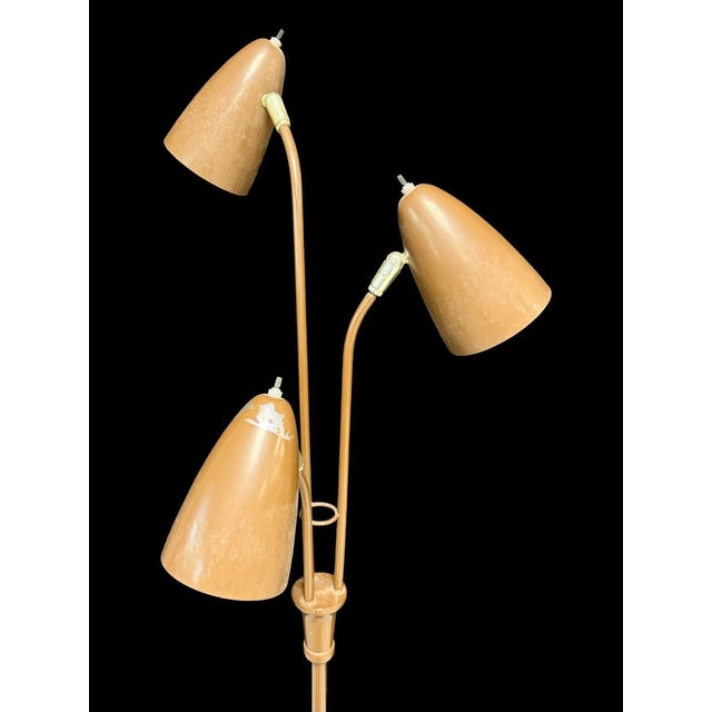 Mid-Century Modern 1960s Gerald Thurston for Lightolier, Triennale Floor Lamp For Sale - Image 3 of 4