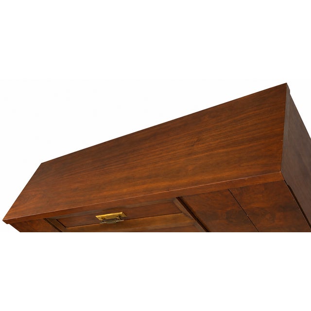 American American Mid Century 1960s Kent-Coffey “The Grandeur” Nine-Drawer Dresser For Sale - Image 3 of 9
