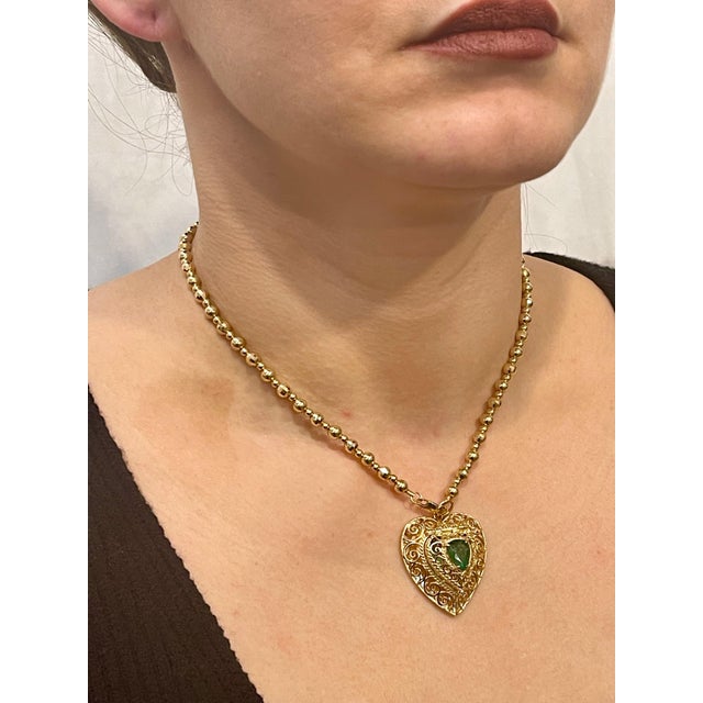 Vintage 14 Karat Yellow Gold Heart Locket WITH Natural Emerald , NO CHAIN For Sale - Image 14 of 18