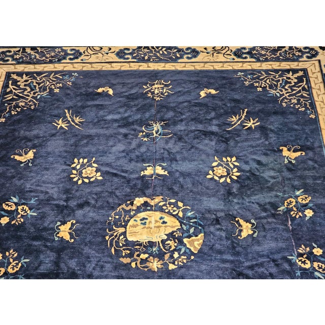 Textile Antique Chinese Art Deco Rug, Hand-Knotted Wool Pile, Floral Motifs, 9' x 12' For Sale - Image 7 of 14