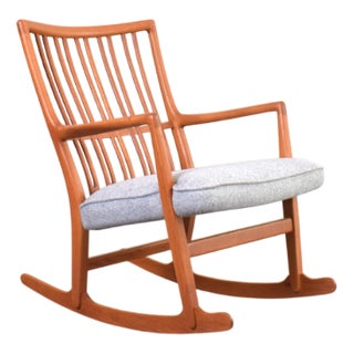 Oak Ml33 Rocking Chair by Hans J. Wegner for A/S Mikael Laursen, 1950s For Sale