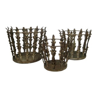 Vintage Italian Nest of 3 Acanthus Leaf Baskets - Set of 3 For Sale