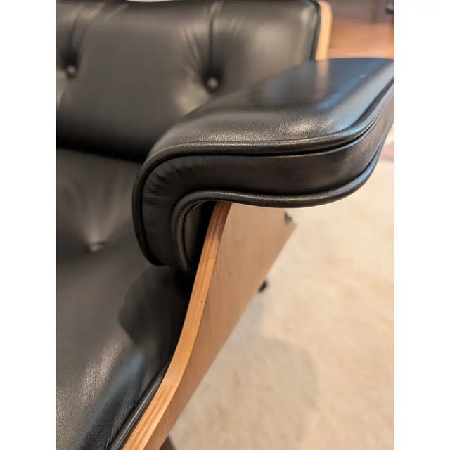 Eames Eames Lounge Chair With Ottoman For Sale - Image 4 of 11
