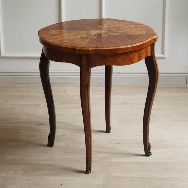 Inlaid Guéridon Side Table with Floral Marquetry, 1900 For Sale - Image 3 of 12