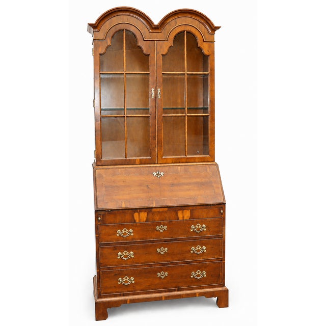 WELCOME AND THANK YOU FOR TAKING THE TIME TO LOOK!! Absolutely gorgeous, Stunning, handsome vintage secretary bookcase by...