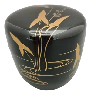 Vintage Japanese Netsuke Matcha Maker with Maki-E Lacquer with Gold Water Lilies and Multicoloured Kingfisher on Shiny Black Background, 1970s