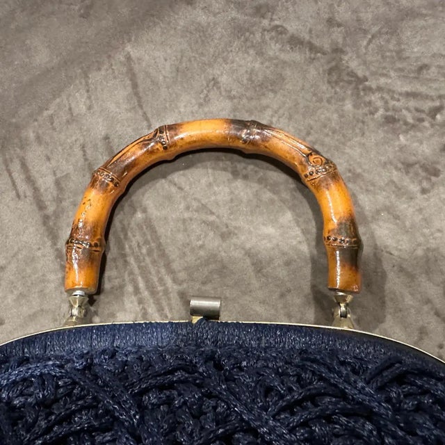 1970s Blue Woven Fabric Brass and Bamboo Italian Top Handle Bag For Sale - Image 6 of 12