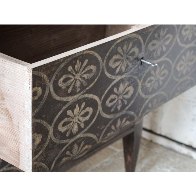 Neoclassical French Country Bedside Tables with Pattern in a Brown and Cream, Set of 2 For Sale - Image 6 of 12
