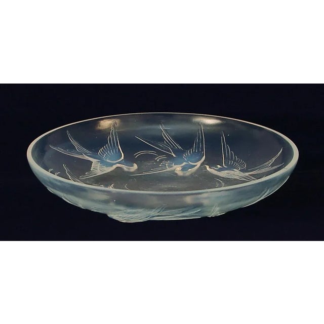 Gorgeous large Sabino opalescent glass bowl with swallows, art deco era. At just over 11 ½ inches in diameter and 2 ¼...