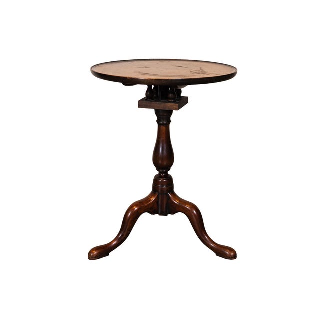 Queen Anne small round drinks table. Three legs. Turned column.
