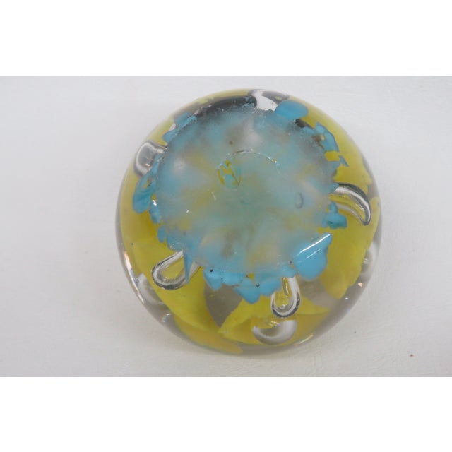 St Clair Hand Blown Art Glass Paperweight Yellow Flower Controlled Bubble 4515b For Sale In Miami - Image 6 of 8