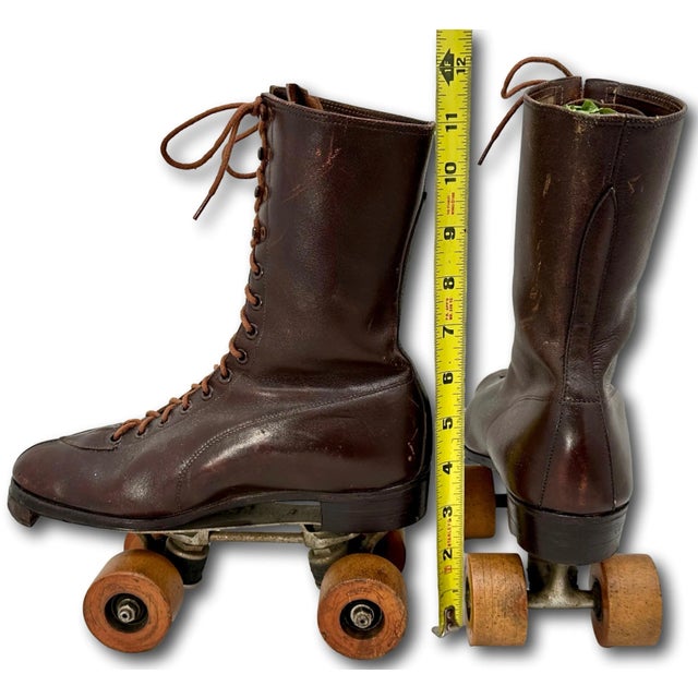 Original Pair of Authentic Vintage Mid 1900s American Women's Roller Skates - for Decoration For Sale - Image 11 of 12