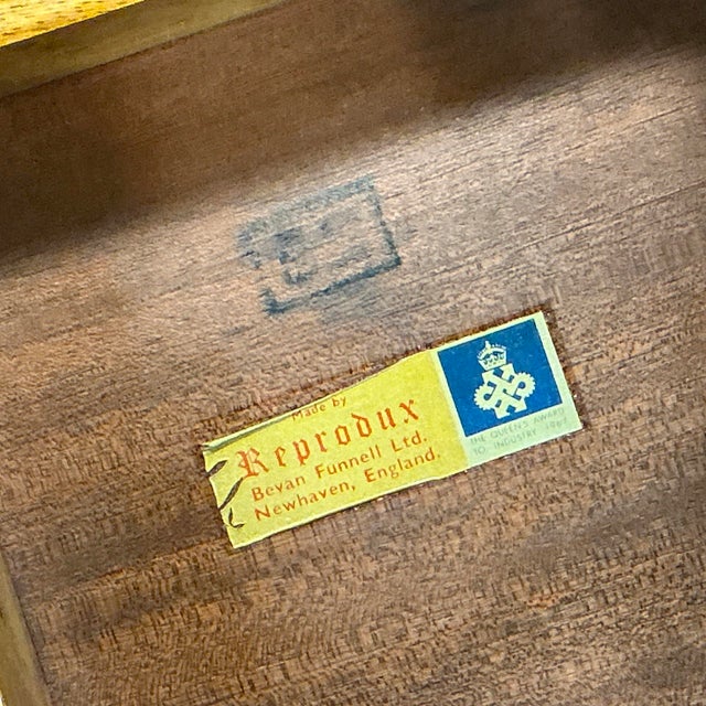 1960s Vintage English Chippendale Georgian Bevan Funnell Burwood & Oak Nesting Tables For Sale - Image 14 of 14