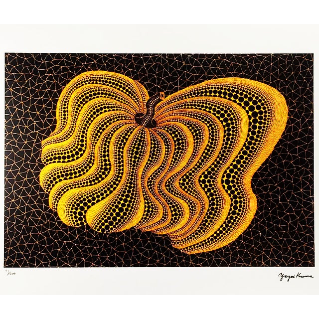 Yayoi Kusama Limited Edition Lithograph (After). Limited Edition Lithograph n 25 / 500 - Numbers signed in Pencil....