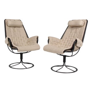 Jetson Lounge Chair with Canvas and Black Leather attributed to Bruno Mathsson for Dux For Sale