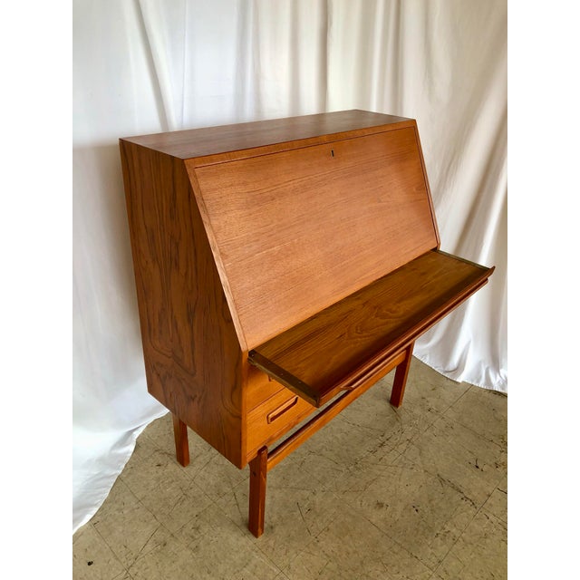 Mid-Century Modern 1960s Teak Secretary Desk by Arne Wahl Iverson for Vince Mobelfabrik For Sale - Image 3 of 12
