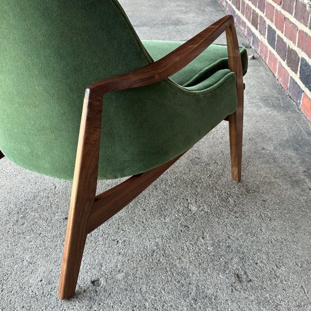 Mid Century Modern Custom Seal Style Lounge Chair Green Mohair For Sale - Image 9 of 12