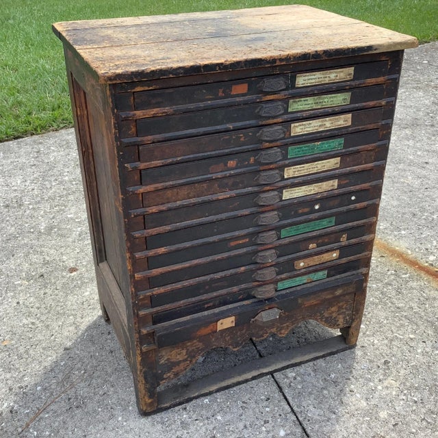 Early 19th Century Antique Printers Case With 12 Typesetter Trays For Sale - Image 5 of 16