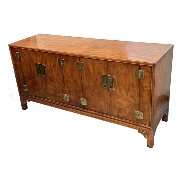 Vintage Dynasty Collection by Drexel Heritage Walnut Sideboard For Sale