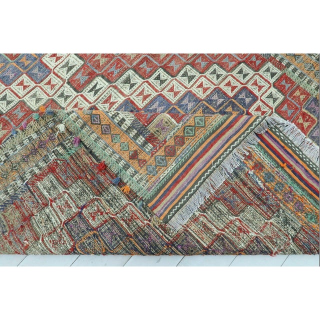 Vintage Turkish Kilim Rug - 67"x101" For Sale - Image 12 of 13