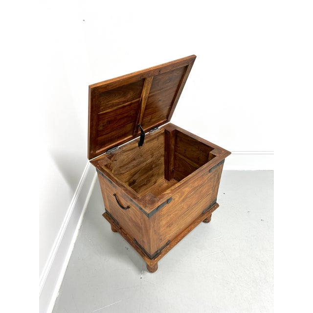 Vintage 20th Century Wood & Metal Rustic Storage Trunk Accent Table ...
