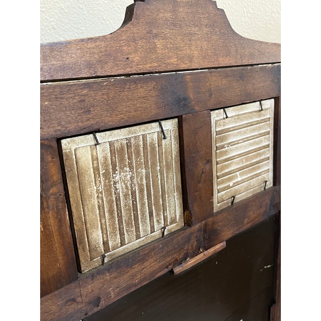 Antique English Walnut Mirrored Coat Hat Rack With Dutch Blue and White Ceramic Tiles For Sale - Image 14 of 18