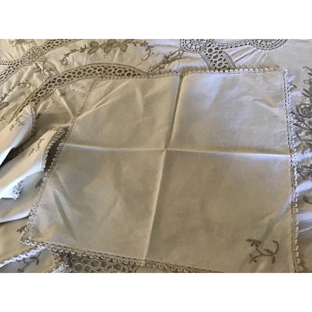 1960s Embroidered Cream & Ecru Round Madeira Lace Table Cloth & Napkins Set- 13 Pieces For Sale - Image 10 of 13