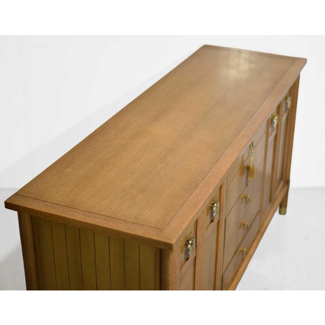 Mid Century Asian Chinoiserie Buffet by American of Martinsville For Sale - Image 10 of 15