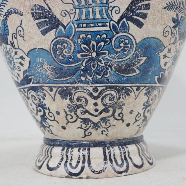 Vintage Hand-Painted Blue & White Tole Ginger Jar With Floral Motifs – Lidded Decorative Vase For Sale - Image 10 of 11