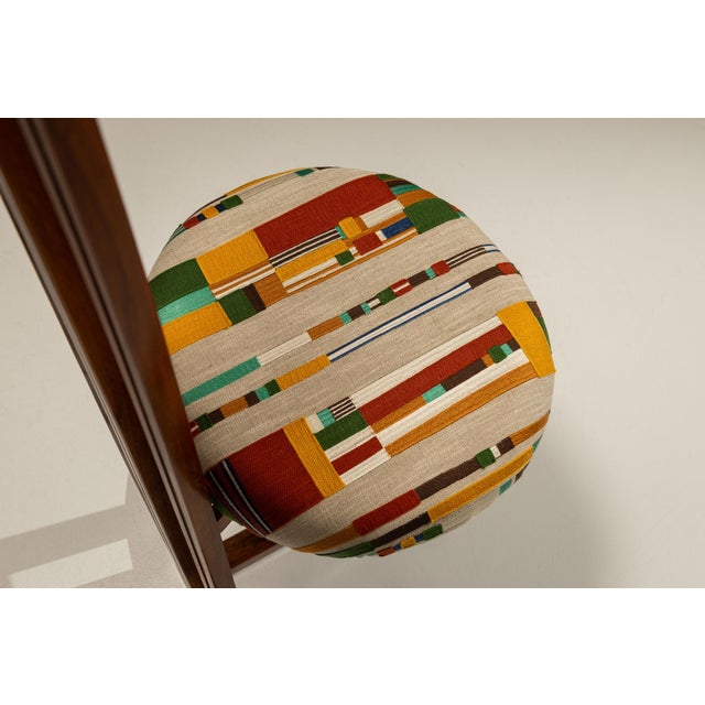 Italian Dining Room Chairs in Walnut attributed to Filippo Monti, 1960s, Set of 8 For Sale - Image 14 of 18