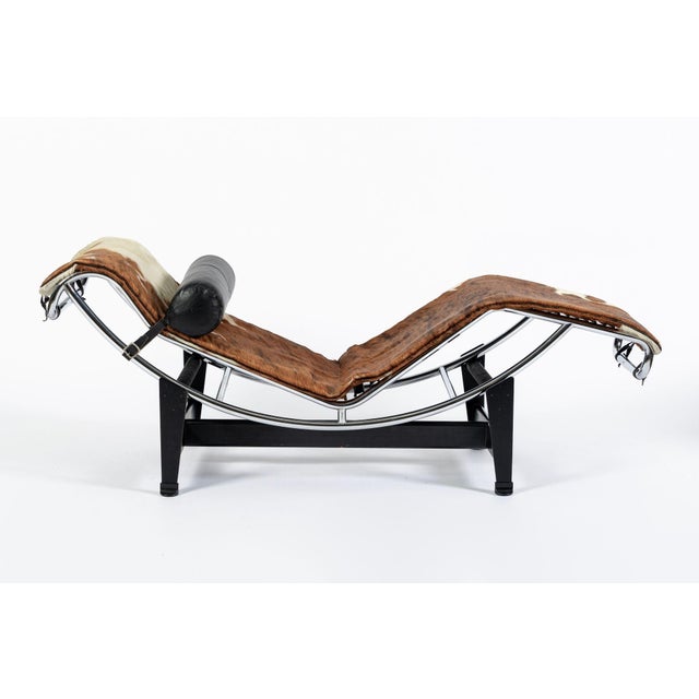 1960s Vintage Cassina Lc4 Cowhide Leather Chaise Lounge Chair by Le Corbusier 1960s For Sale - Image 5 of 16