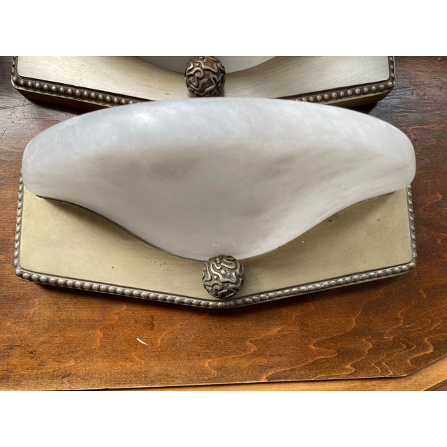 1990s Art Deco Wall Lamps in Silver-Plated Bronze and Alabaster in the style of Jacques-Emile Ruhlmann, France, 1990s, Set of 2 For Sale - Image 5 of 11