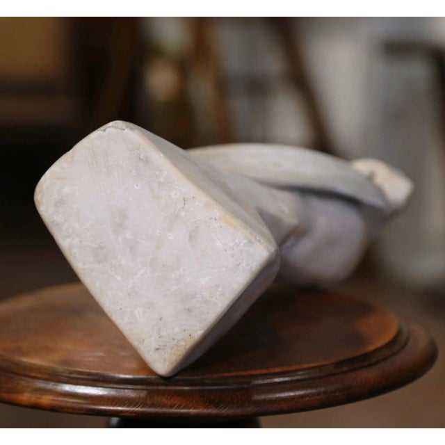 19th Century French Carved Marble Parrot Sculpture With Glass Eyes For Sale - Image 9 of 9