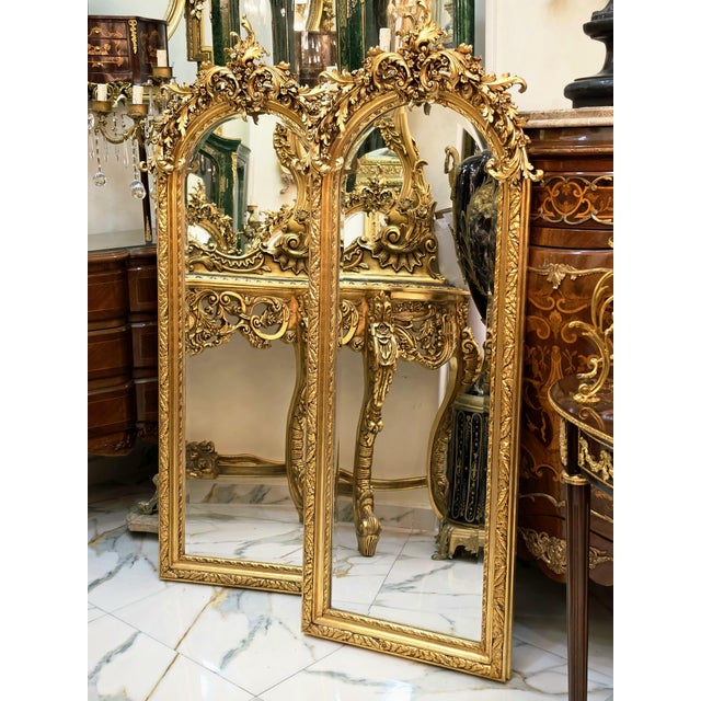 Grand French-Style Gilded Wall Mirror – Ornate Floral Crest, Sculpted Foliage & Gold Leaf Frame For Sale - Image 4 of 5