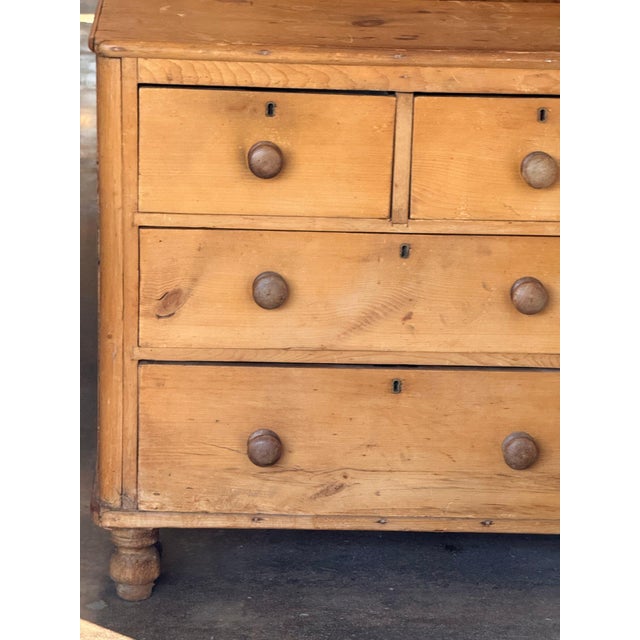 19th Century 19th Century English Pine Chest of Drawers For Sale - Image 5 of 12