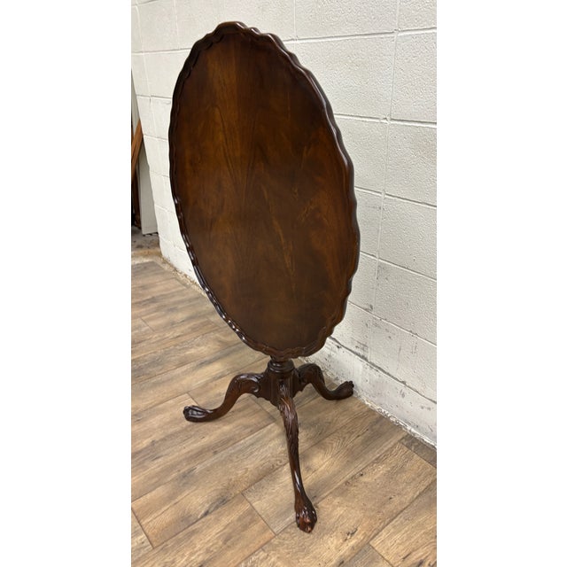 Vintage Mahogany 30 Inch Round Tilt Top Pie Crust Accent Table For Sale - Image 10 of 12