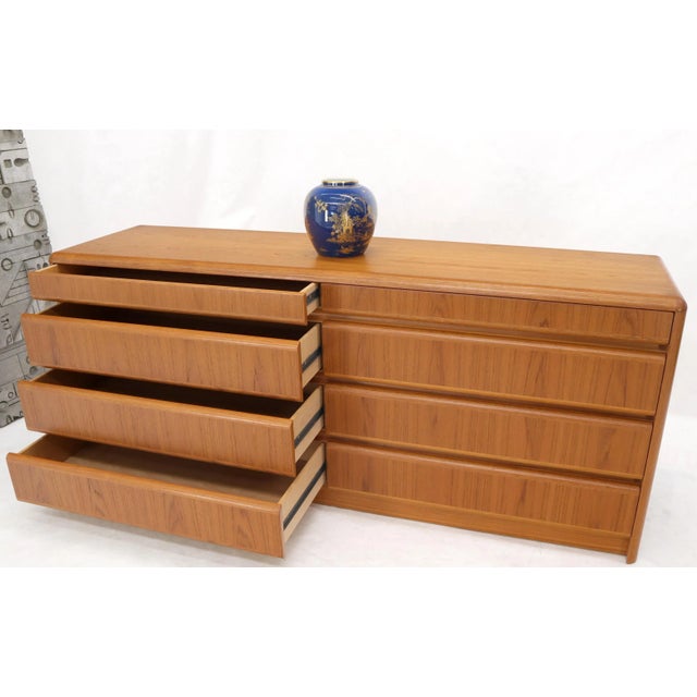 Very clean Danish teak Mid-Century Modern 8 drawers long dresser credenza.