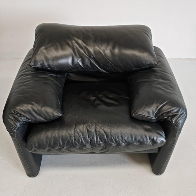 Maralunga Armchairs in Black Leather, 1980s, Set of 2 For Sale - Image 14 of 18