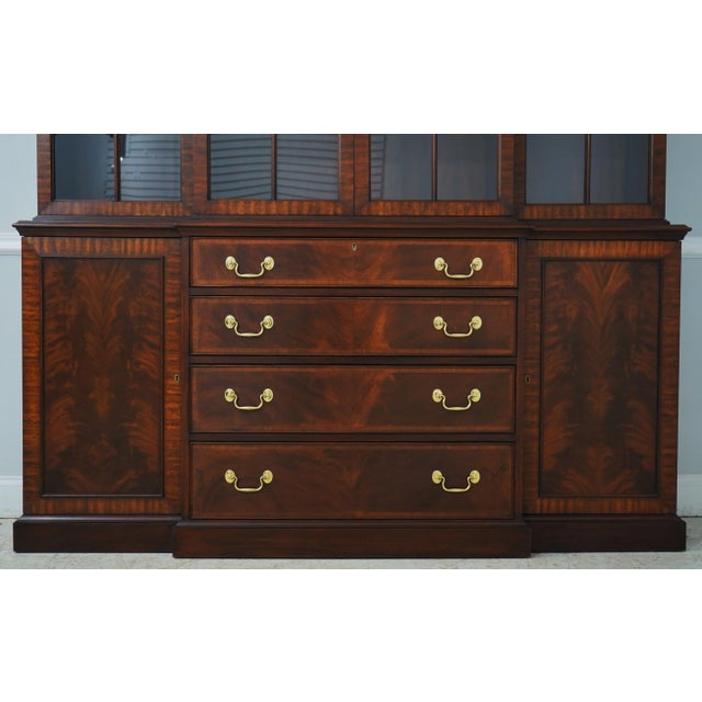 Brown Henkel Harris Model 2372 4 Door Mahogany Breakfront China Cabinet For Sale - Image 8 of 12