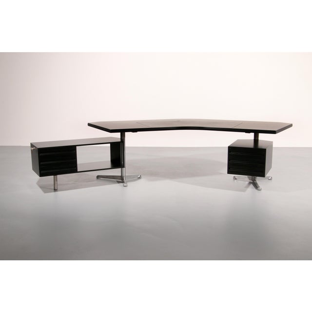 T96 Executive Corner Desk in Black Lacquered Wood by Osvaldo Borsani for Tecno, 1950s For Sale - Image 11 of 18