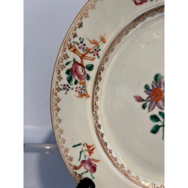 Chinese Mid 19th Century Chinese Qing Period Famille Rose Round Plate For Sale - Image 3 of 13