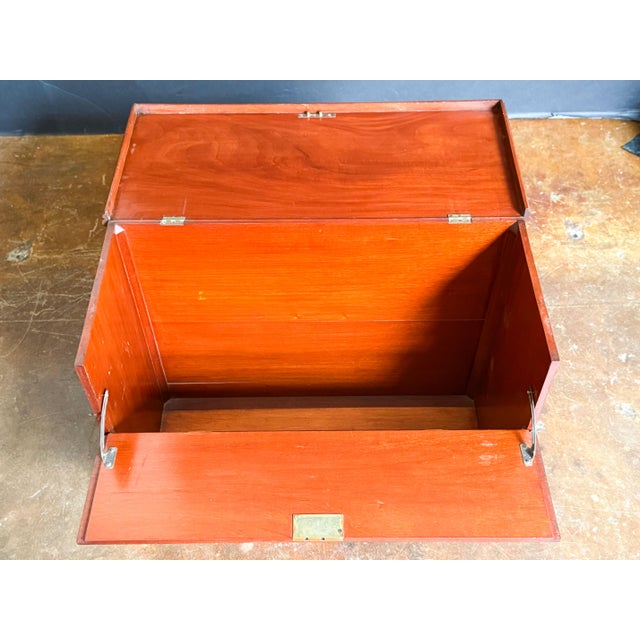 English Lift-Top Folding Front Chest of Mahogany From the Edwardian Era For Sale - Image 12 of 14