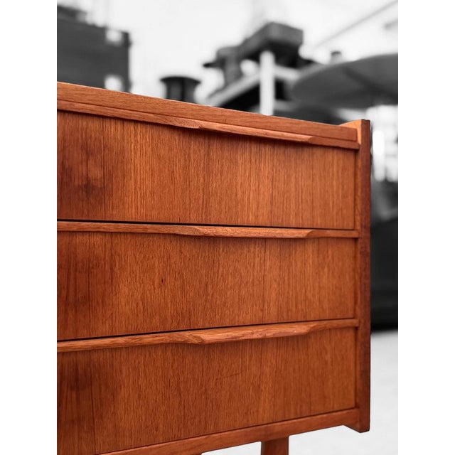 Small Teak Chest of Drawers from Ejsing Møbelfabrik, Denmark, 1960s For Sale - Image 13 of 14