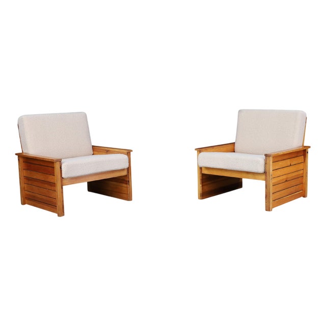 French Lounge Chairs in Pine with New Cream Bouclé Upholstery, 1960s, Set of 2 For Sale