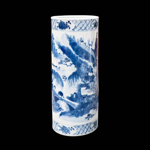 Antique Chinese porcelain hat stand in excellent condition. Featuring beautifully hand painted blue and white landscape...