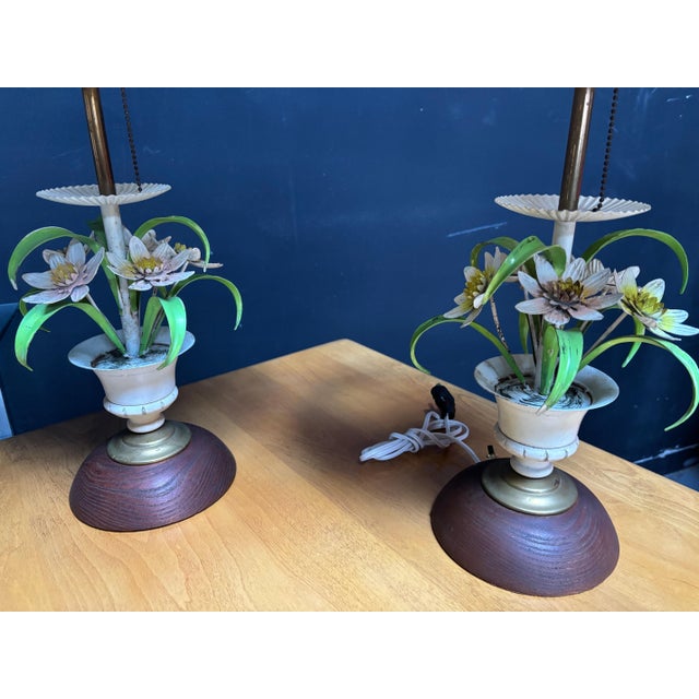 1960s Italian Pair of Painted Floral Table Lamps For Sale - Image 5 of 11
