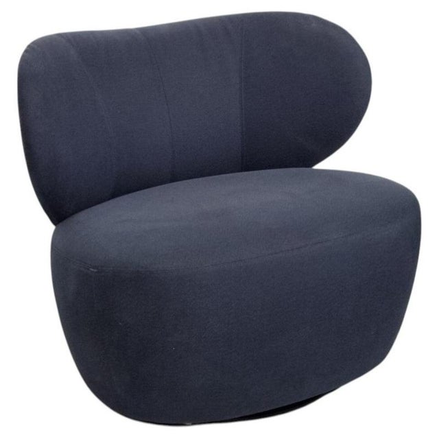 Bao Swivel Chair in Navy and Chocolate Leather by Walter Knoll For Sale - Image 3 of 5
