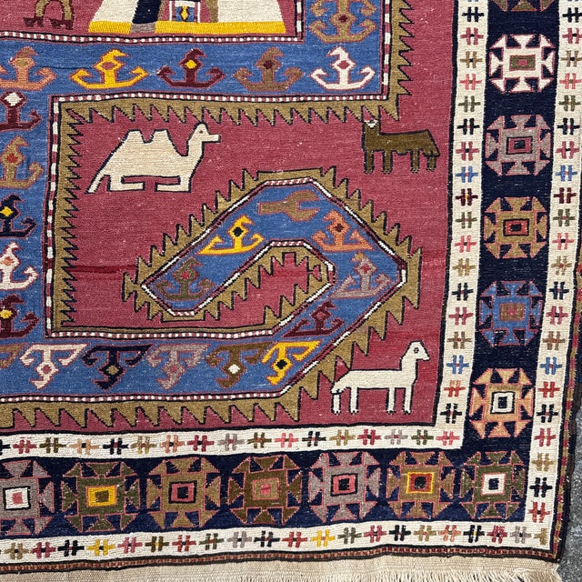 Red 3ft 11in × 5ft 3in Azerbaijani Kilim Area Rug For Sale - Image 8 of 12