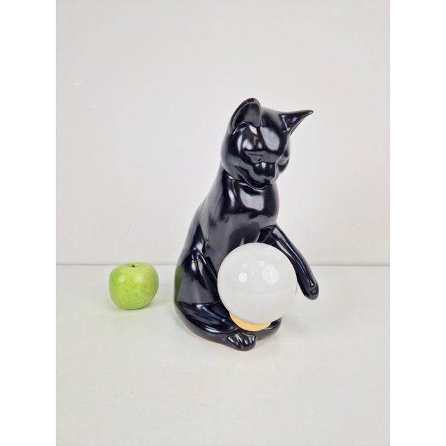 Black Mid-Century Cat Sphere Table Lamp in Ceramic and Opal Glass, 1970s For Sale - Image 8 of 9
