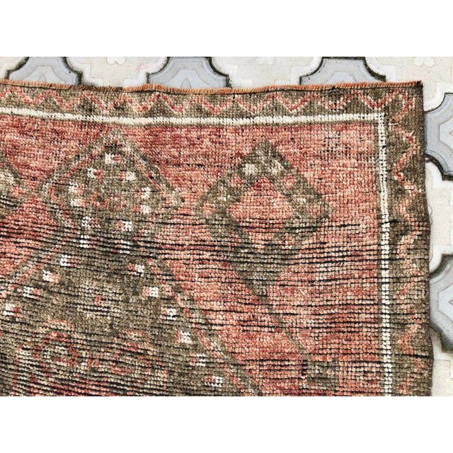 1950s Vintage Oushak Tan Cotton and Wool Rug For Sale - Image 5 of 9